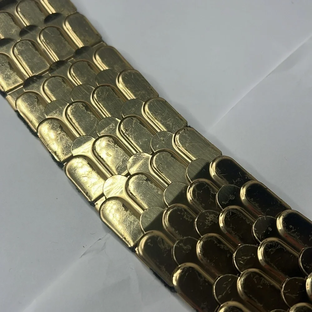 Vintage XL 36-44” Elastic Goldtone Metal Front Clasp Art Buckle Belt
